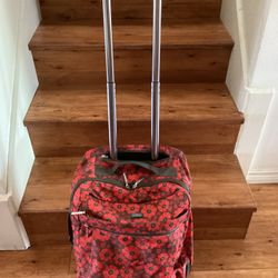 Sadaki Roller Bag Carry On Luggage.Dimensions are:14”W —7-1/2” D—- 19”H
