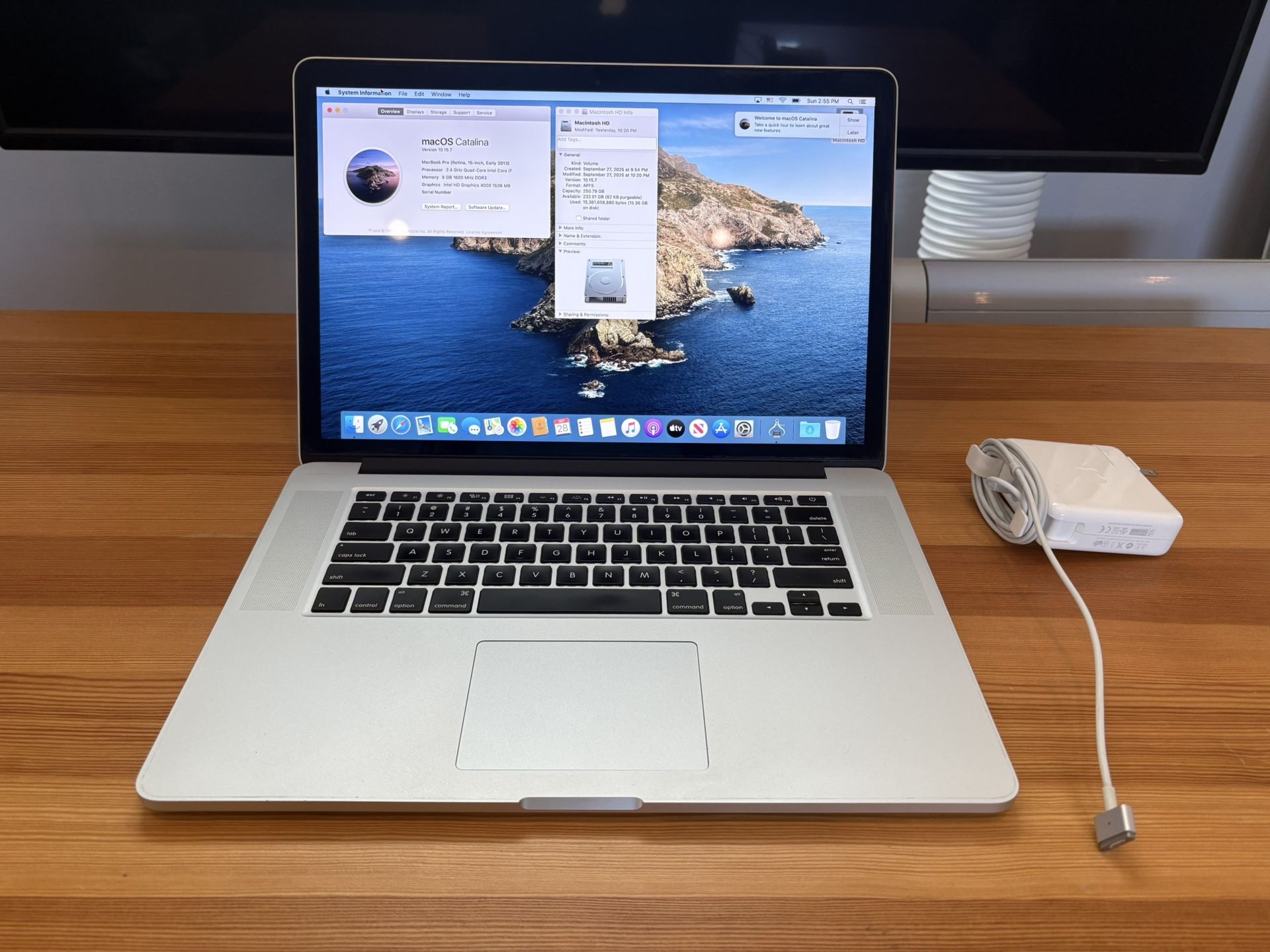 Apple Macbook Pro 15" 2013 Core i7 2.4GHz quad-core 8GB RAM 250GB SSD
