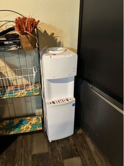 Water dispenser