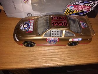 50th anniversary Bill France Sr gold Fan Fueler Car