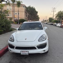 2013 Porsche Cayenne Diesel Sport Utility 4D