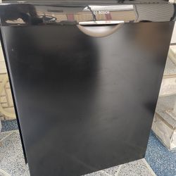 Black Bosch dishwasher 