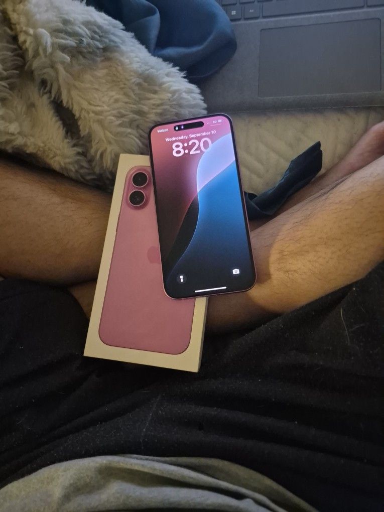 Brand New IPhone 16 Plus In Pink For Verizon W/ SERVICE THATLL KEEP