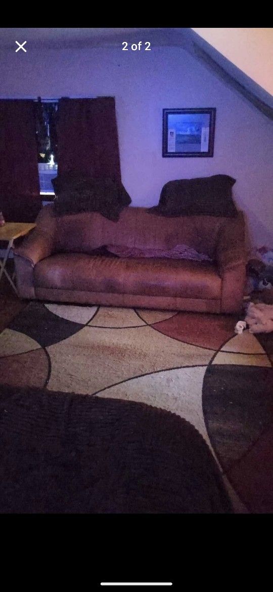 Fo Leather Couch