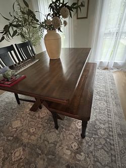 Wooden Tabel