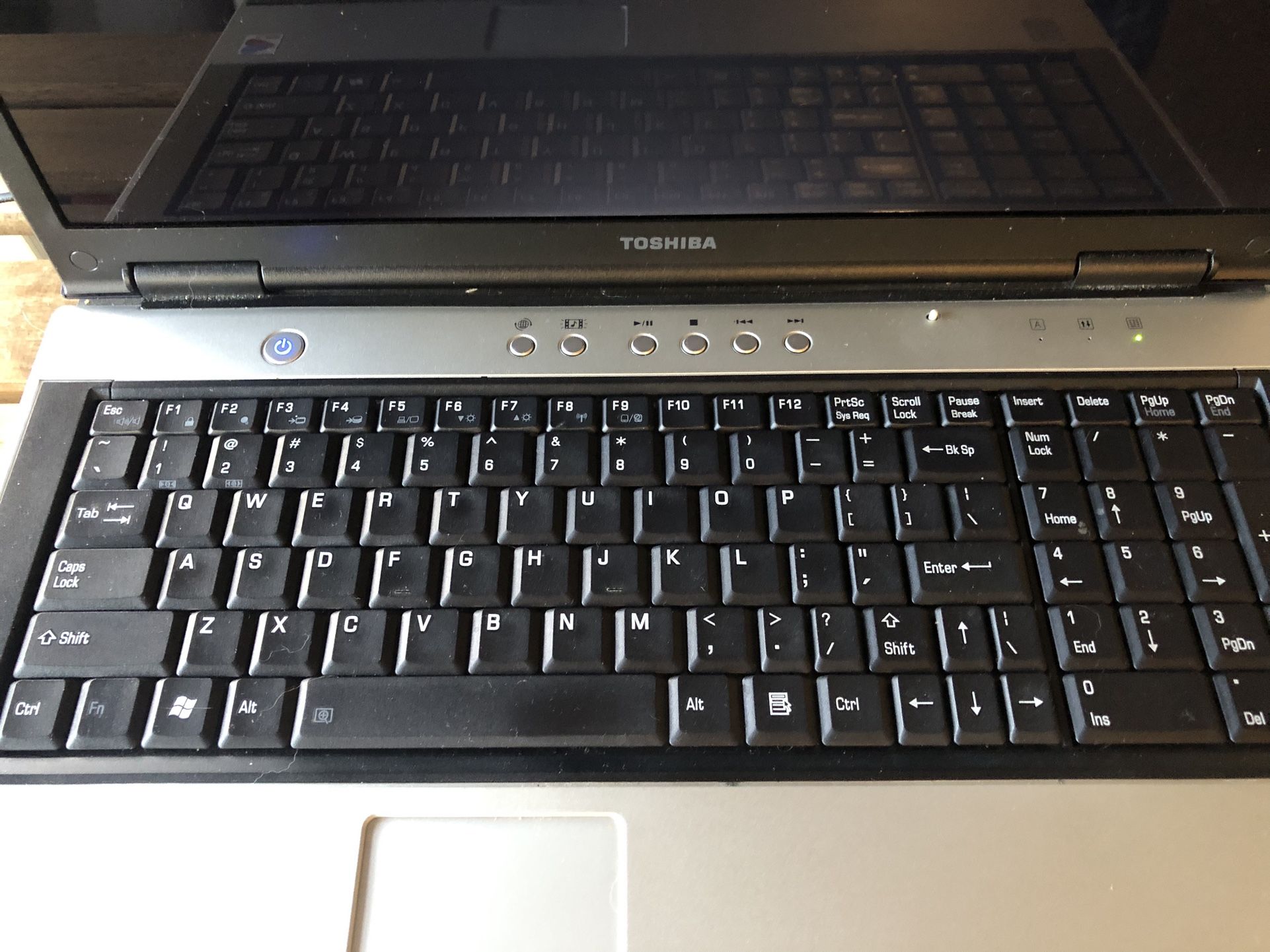 Toshiba Satellite M65