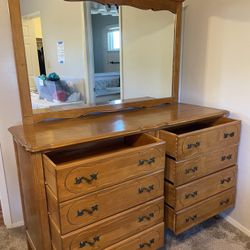 Long Dresser With Mirror 