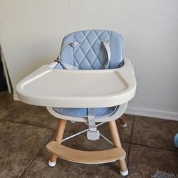 Small Highchair With 4 Leg Extenders 