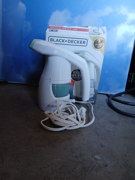 Black & Decker Easy Garmet Steamer