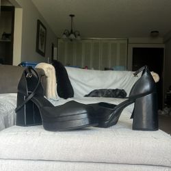 wild fable chunky heel sz10