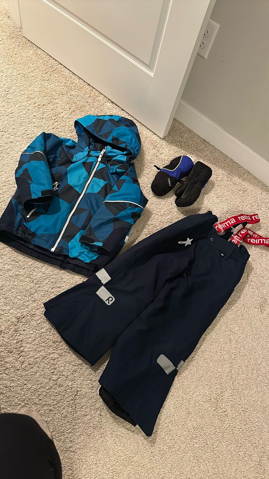 Snow Jacket And Pants 4T