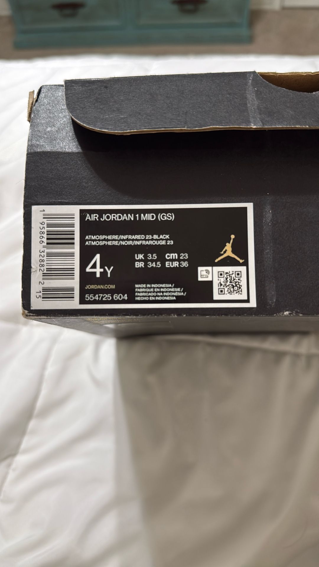 air jordan 1 mid atmosphere black infrared 23