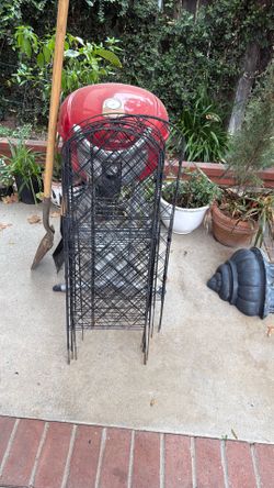 Metal garden fence