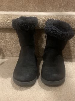 Cat & Jack shoes Boots Size 9 Girls