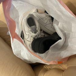 Free Shoes 