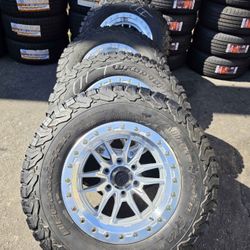 Rines 17x9 Nuevos Con Llantas Bfgoodrich ko2 275.70.17 🚀 🚀🚀🚀