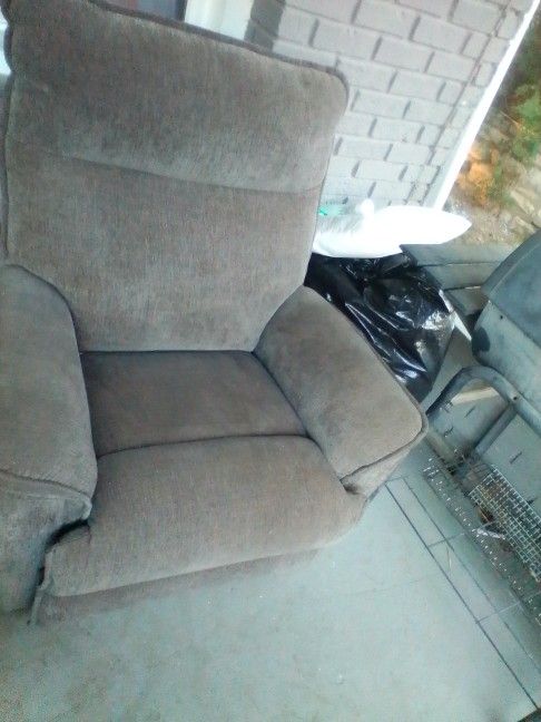 Recliner Chair