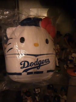 2025 Squishmallow Dodgers Hello Kitty Plush