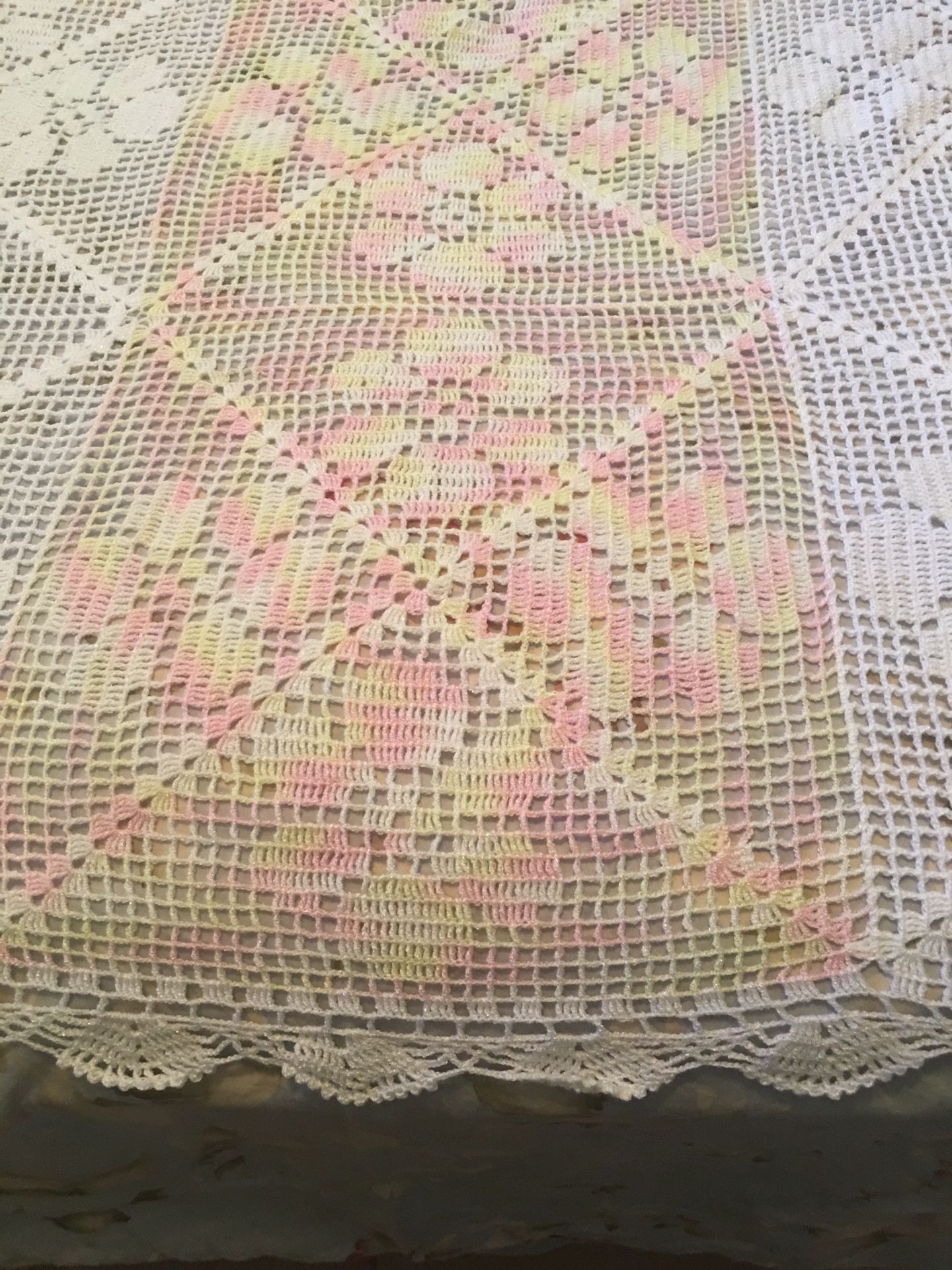 Mantel de gancho hecho a mano para mesa de 4 sillas