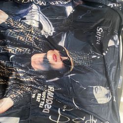 Peso Pluma Blanket Available