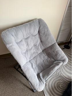 Soft Faux foldable grey fuzzy chair for adult