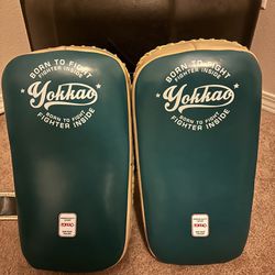 Yokkao Muay Thai Curved Kicking Pads