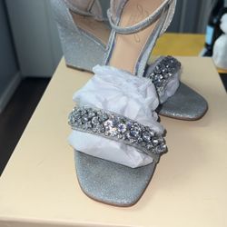 Badgley Mischka Jewel Size 7 