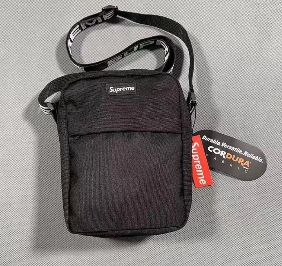supreme shoulder bag (black)