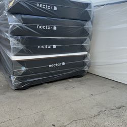 ☎️📲📞call or Tex (213)713-74-89    Nectar Mattress.           Nectar Premier Queen Size  - 13" Memory Foam Mattress     New Mattress in a plastic sea