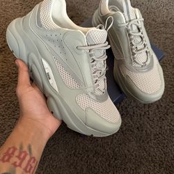 CHRSTN DIOR B22 (Grey)