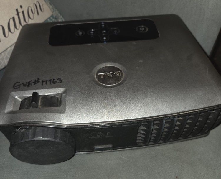 Dell DLP 1080i Projector