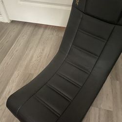 ROCKER GAME CHAIR