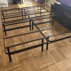 QUEEN SIZE METAL BED FRAME FOLDABLE