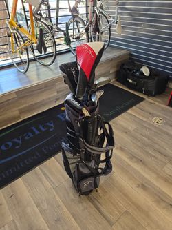 Golf Bag with Full Set of Clubs