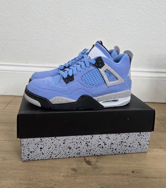 For Sale:
Brand New Never Worn Nike Air Jordan 4 Retro University Blue size 5y / 6.5 womens