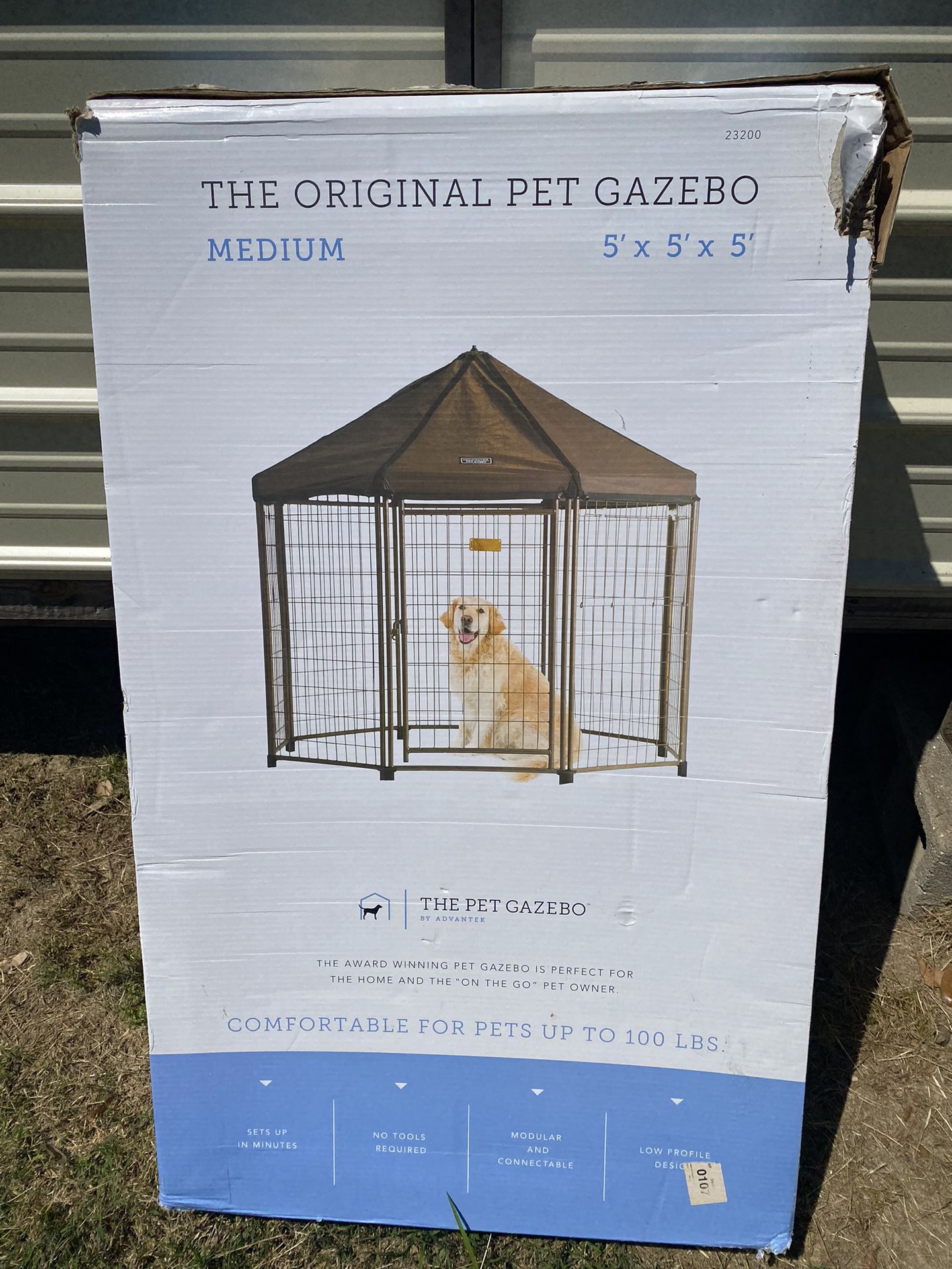 PET GAZEBO New In Box  5x5x5