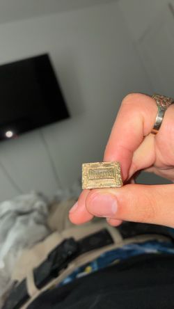 Last supper ring