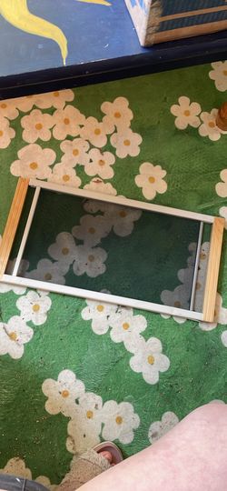 Expanding screen
