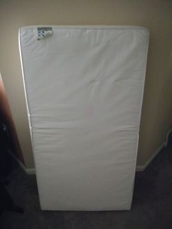 Sealy Signature infant mattress