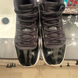 Used Jordan 11 Jubilee size 12
