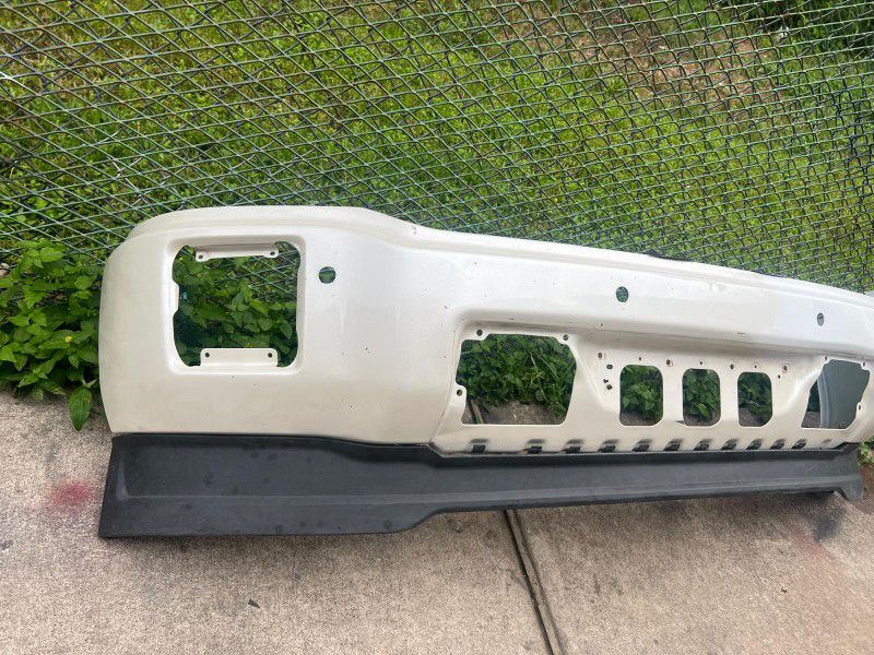 2014 2015 Gmc Sierra 1500 Front Bumper Oem Used Good CONDITION 
