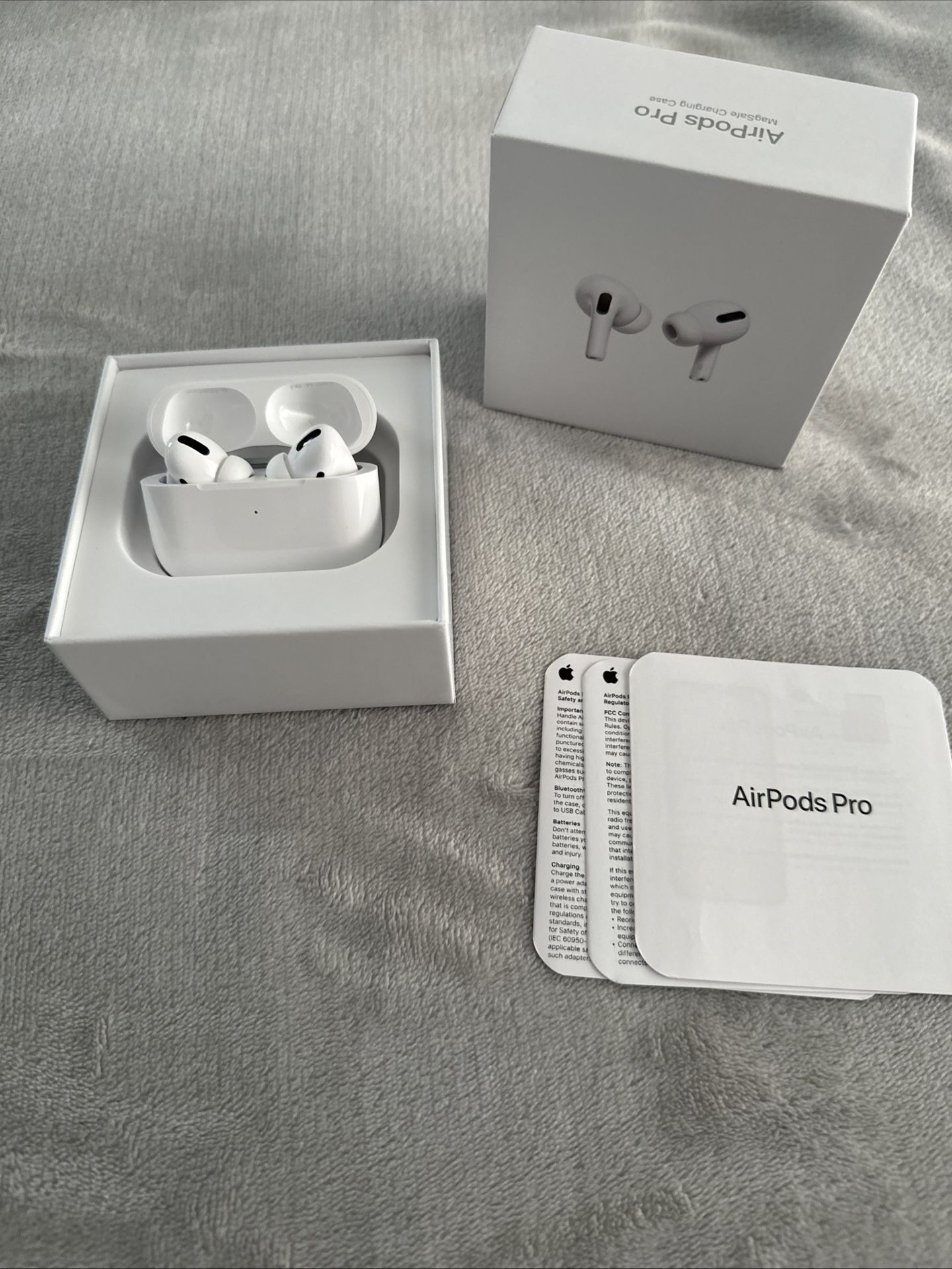 Apple AirPod Pros 2nd Generation