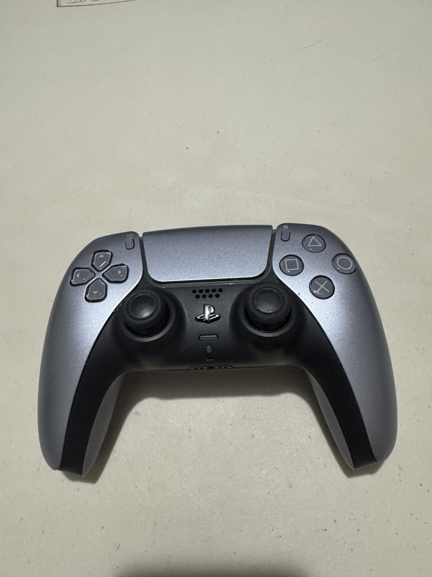 PS5 Controller - Silver