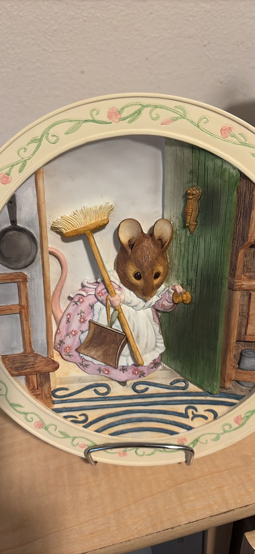 TALE OF TWO BAD MICE 3-D collector plate #4 in series The World of Beatrix Potter