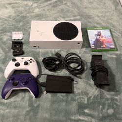 Xbox Series S 1/2TB with External Storage w/controller