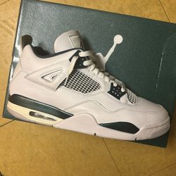 Air Jordan 4 Retro 
