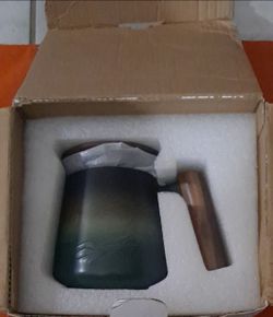 ZENS jianglan Embossed Gradient Ceramic Tea Mug (New in box)