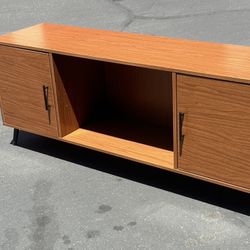 Mid Century Modern - Cabinet 