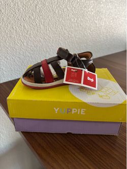 Boy sandals