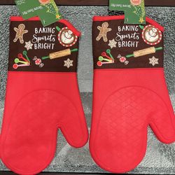 NEW! Holiday Silicone oven Mitts